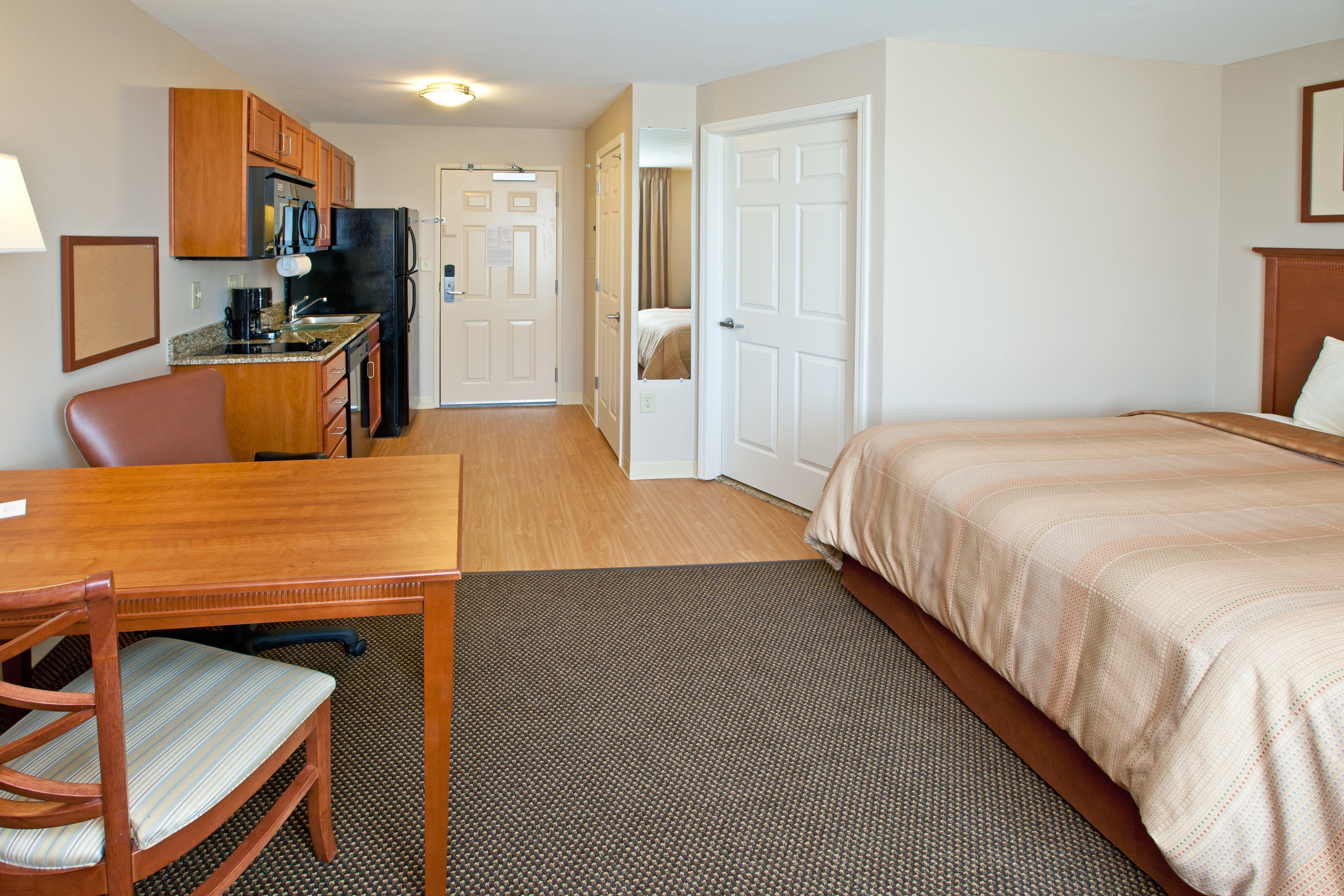 Candlewood Suites Lafayette By Ihg Экстерьер фото