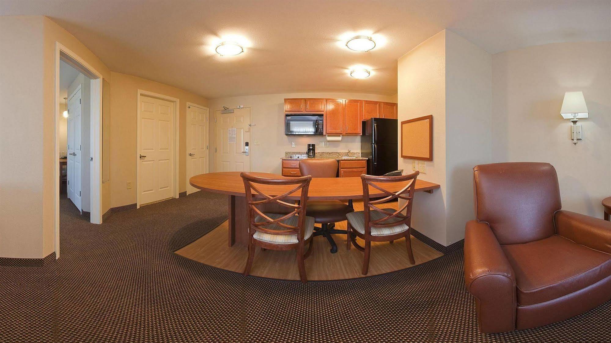 Candlewood Suites Lafayette By Ihg Интерьер фото